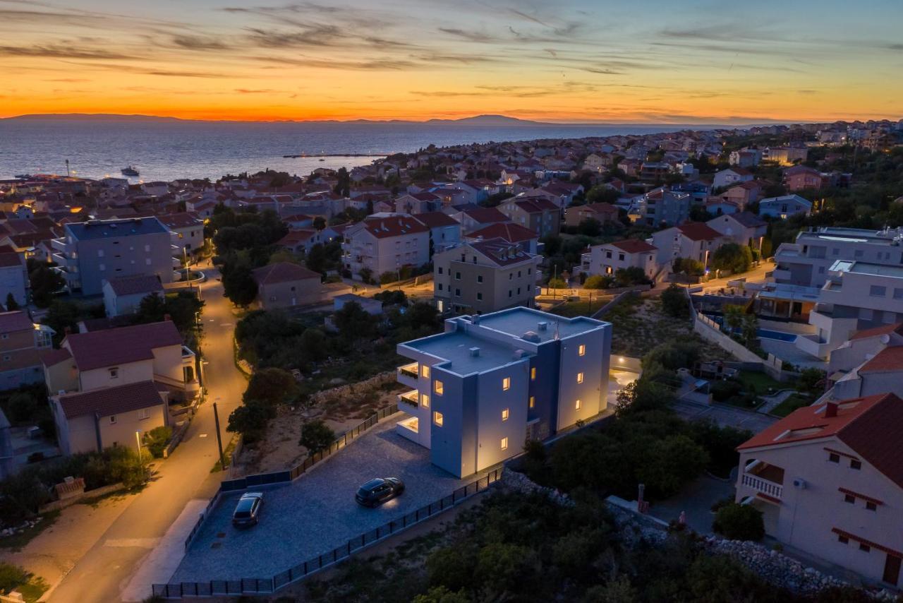 Villa Lena Luxury Apartments Novalja Exterior photo
