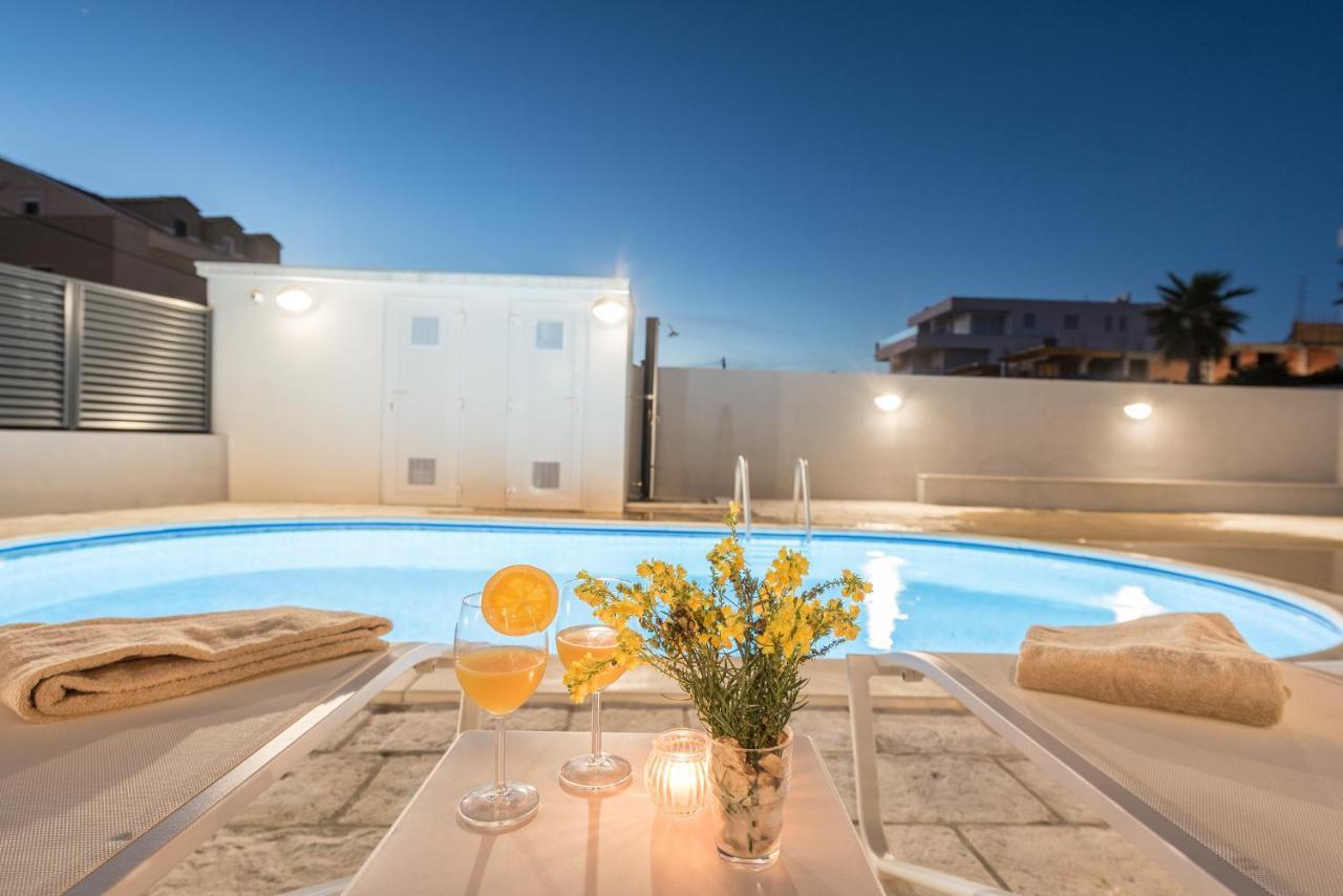 Villa Lena Luxury Apartments Novalja Exterior photo
